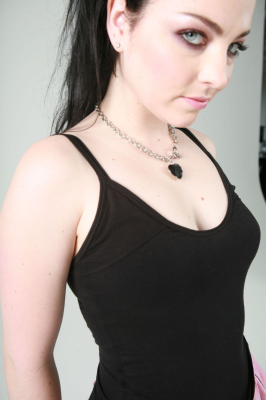 2587E8_281629.jpg