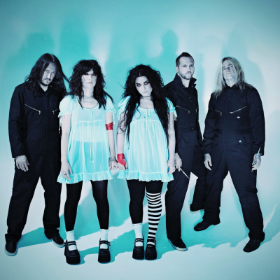 Thanks to https://neverlostmycrown.tumblr.com/
Keywords: amy lee,amy photos,evanescence,gallery,photoshoot