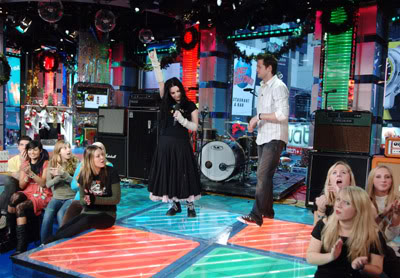 Keywords: amy lee,mtv,TRL,2006,appearances,evanescence