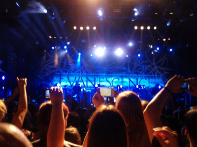 Keywords: amy lee,amy photos,amy pic,evanescence,evanescence pics,concert