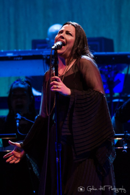 Evanescence-2.jpg