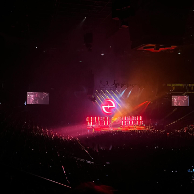 Click to view full size image
==============
Keywords: Ottawa,Ontario,Canadian Tire Centre,amy lee,amy photos,amy pic,evanescence,evanescence pics,concert,live Keywords: Ottawa,Ontario,Canadian Tire Centre,amy lee,amy photos,amy pic,evanescence,evanescence pics,concert,live