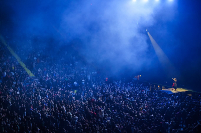 Keywords: amy lee,amy photos,evanescence,gallery