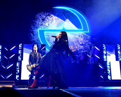 Keywords: rogers place,amy lee,amy photos,amy pic,evanescence,evanescence pics,shows,live,tour