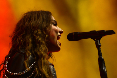 Keywords: rogers place,amy lee,amy photos,amy pic,evanescence,evanescence pics,shows,live,tour
