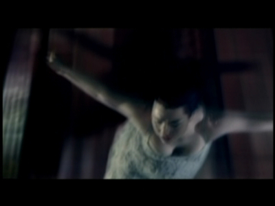 Keywords: amy lee,amy photos,evanescence,fallen,music video,bring me to life