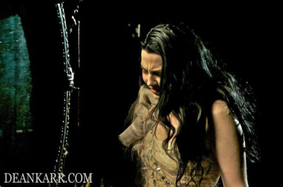 Keywords: amy lee,amy photos,evanescence,gallery,music video,My Heart is Broken