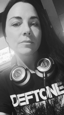 Keywords: amy lee,evanescence,ev5,studio